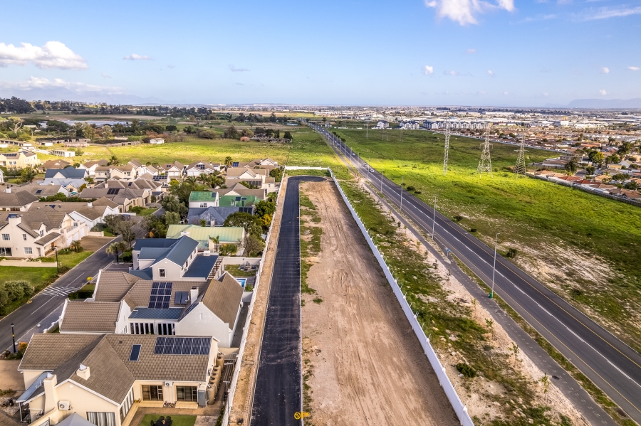 3 Bedroom Property for Sale in Zevenzicht Western Cape